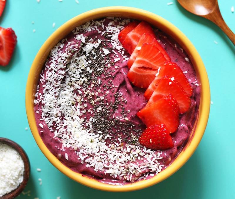 A power packed smoothie bowl for those hard to get going days You will enjoy - photo 3