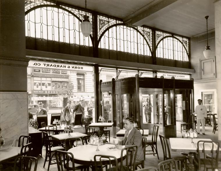 Figure 6 East 14th Street Diner in 1935 Joseph had beenseparated from his wife - photo 6