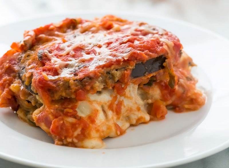 Eggplant lasagna with a delicious red pepper and mushroom meat sauce Makes - photo 7