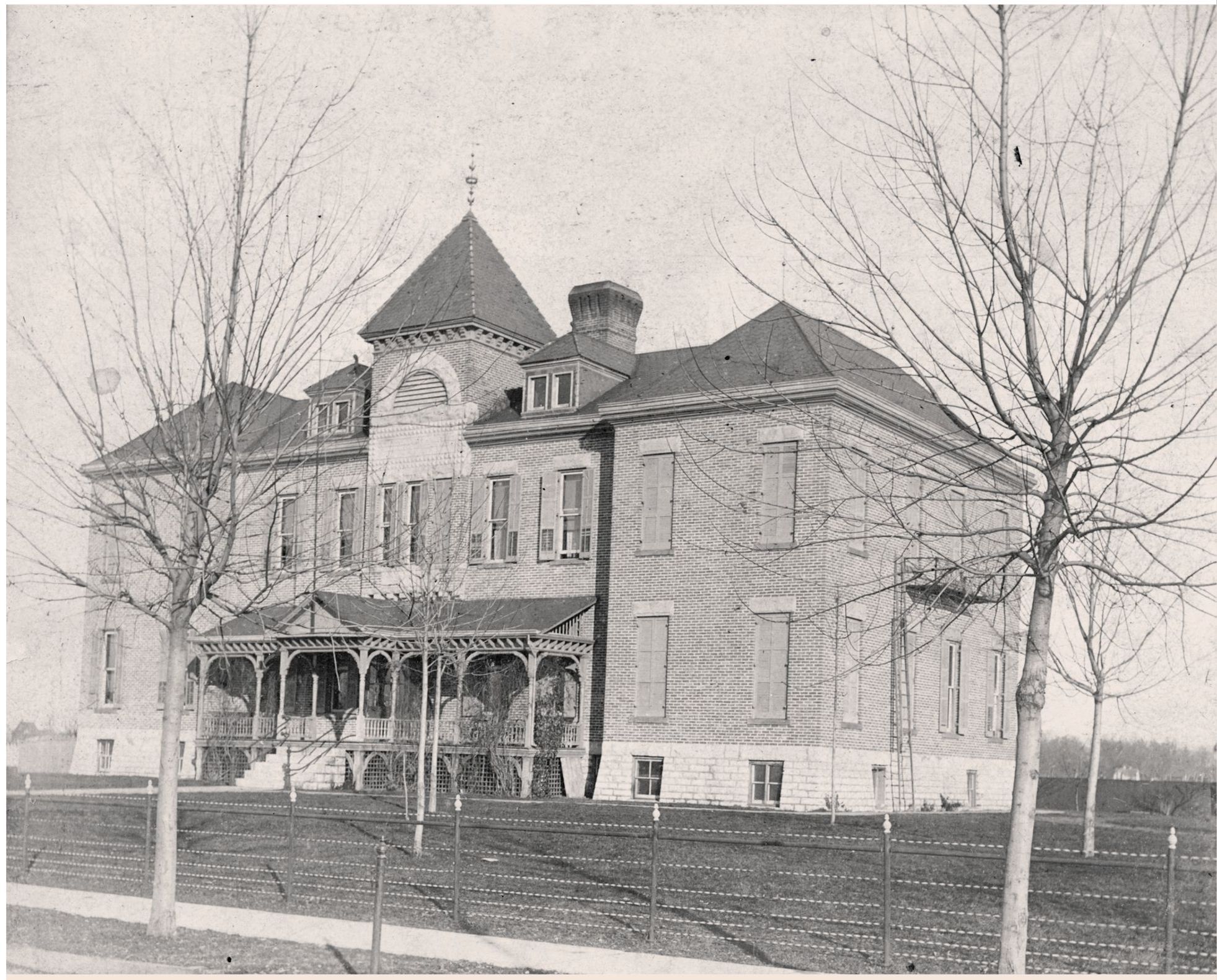 The Frances Comfort Thomas Home for orphans was built in 1893 on the northeast - photo 3