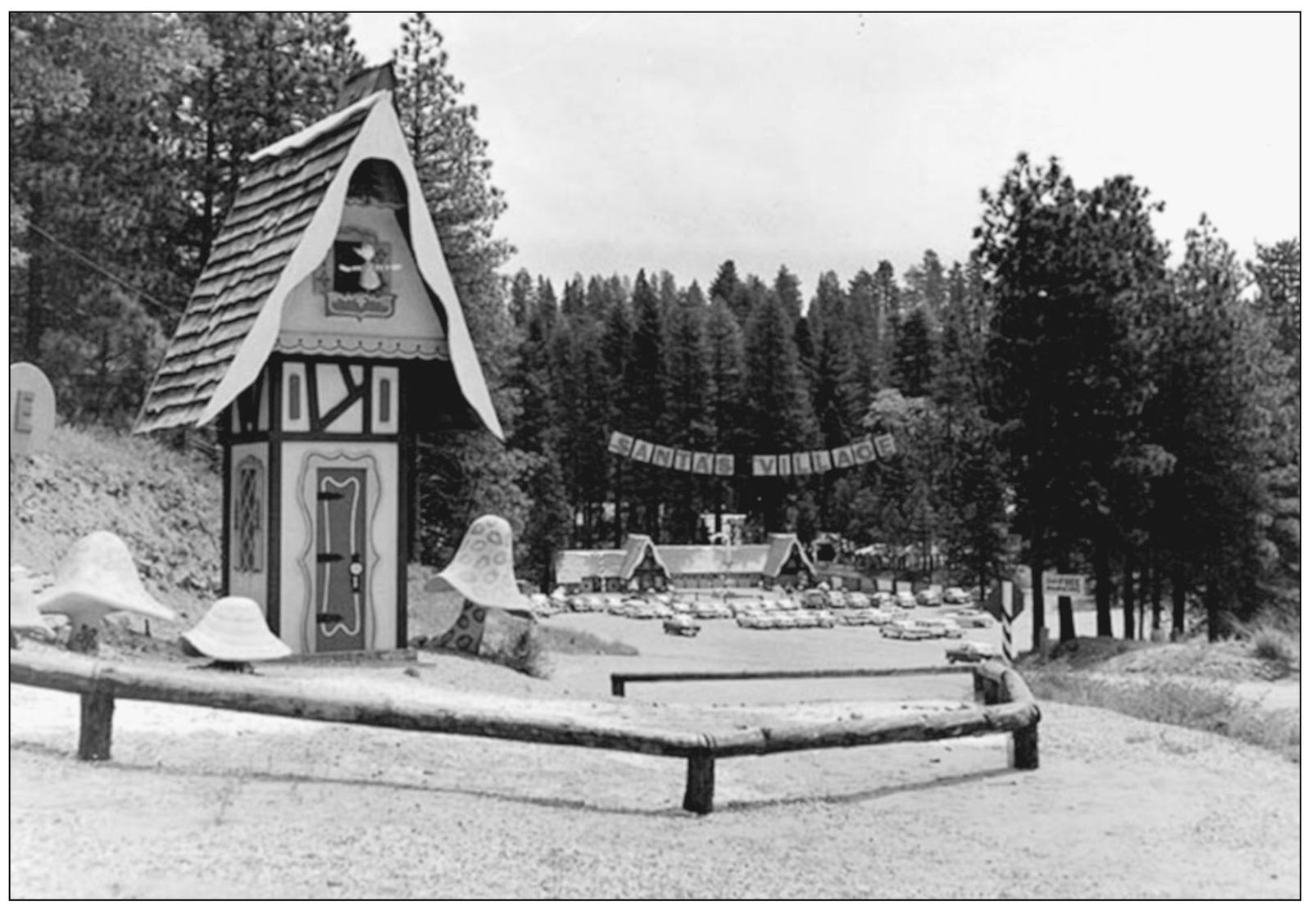 The original Santas Village opened on Memorial Day in 1955 in Skyforest - photo 4