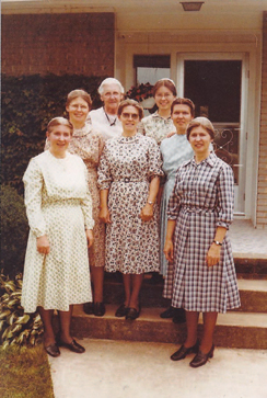 The six aunts and Grandmother in 1981 Twila Ida Vera grandmother Miriam - photo 2