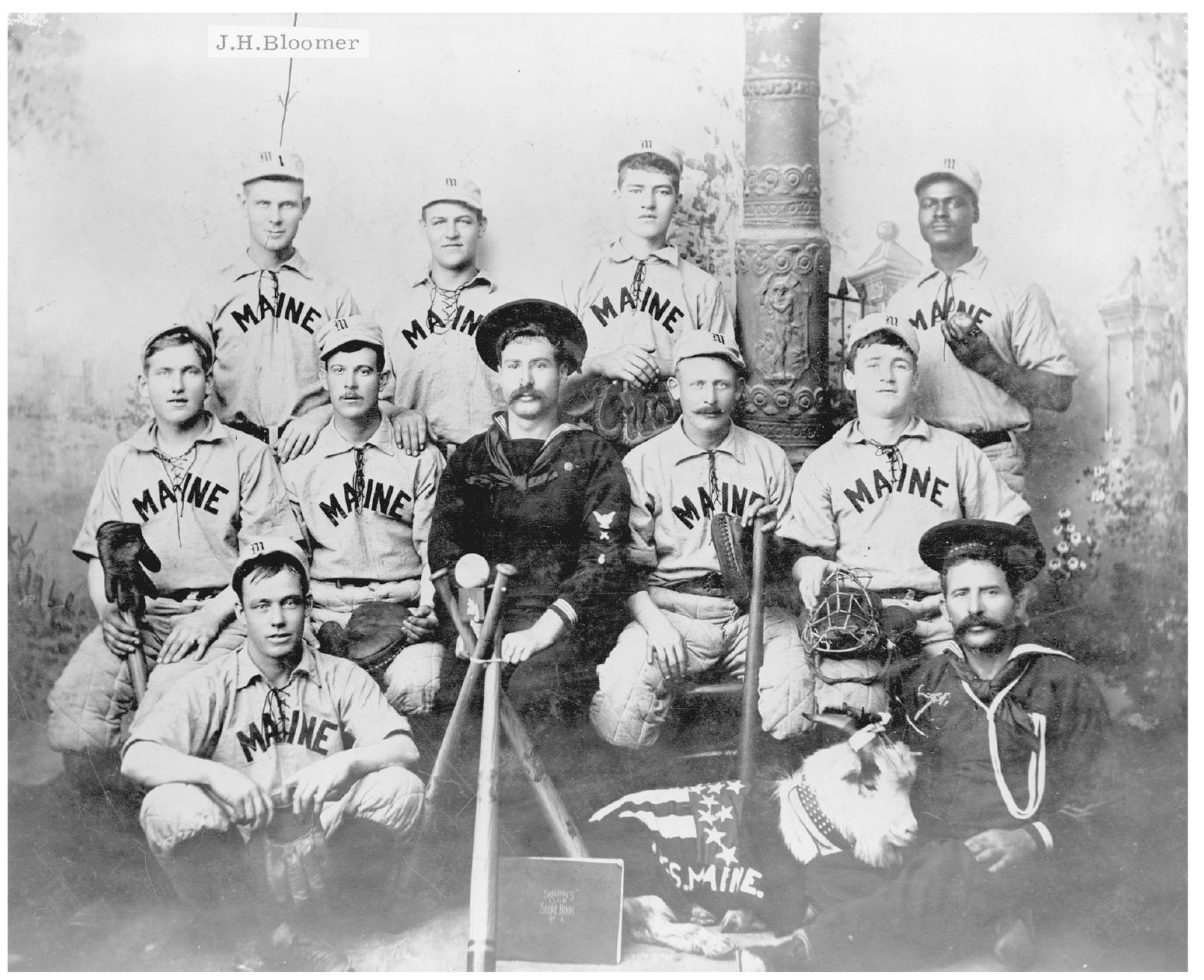 Americans and cubanos first played baseball on the island in the 1860s when - photo 3