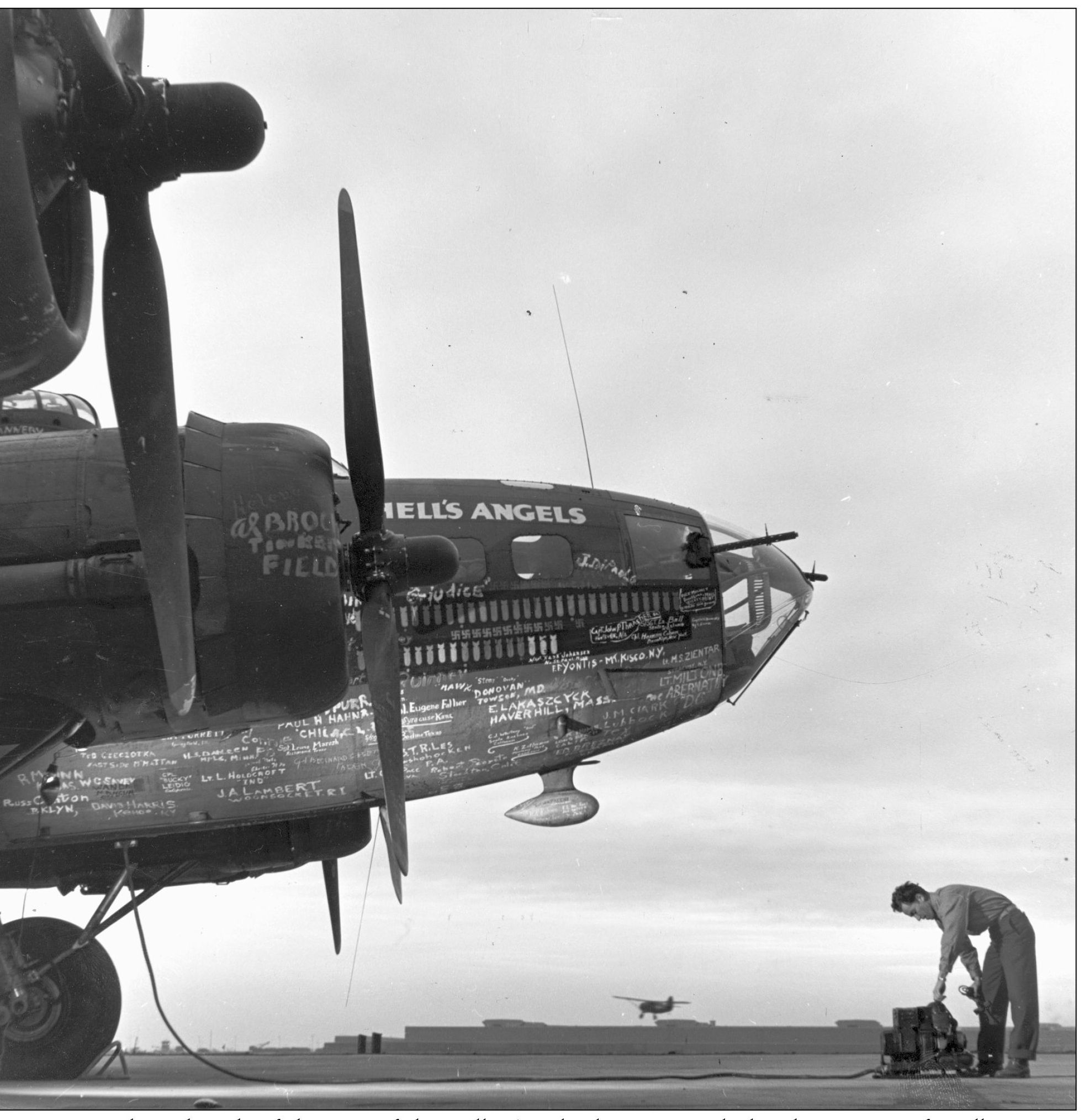 The right side of the nose of the Hells Angels plane was marked with two rows - photo 8