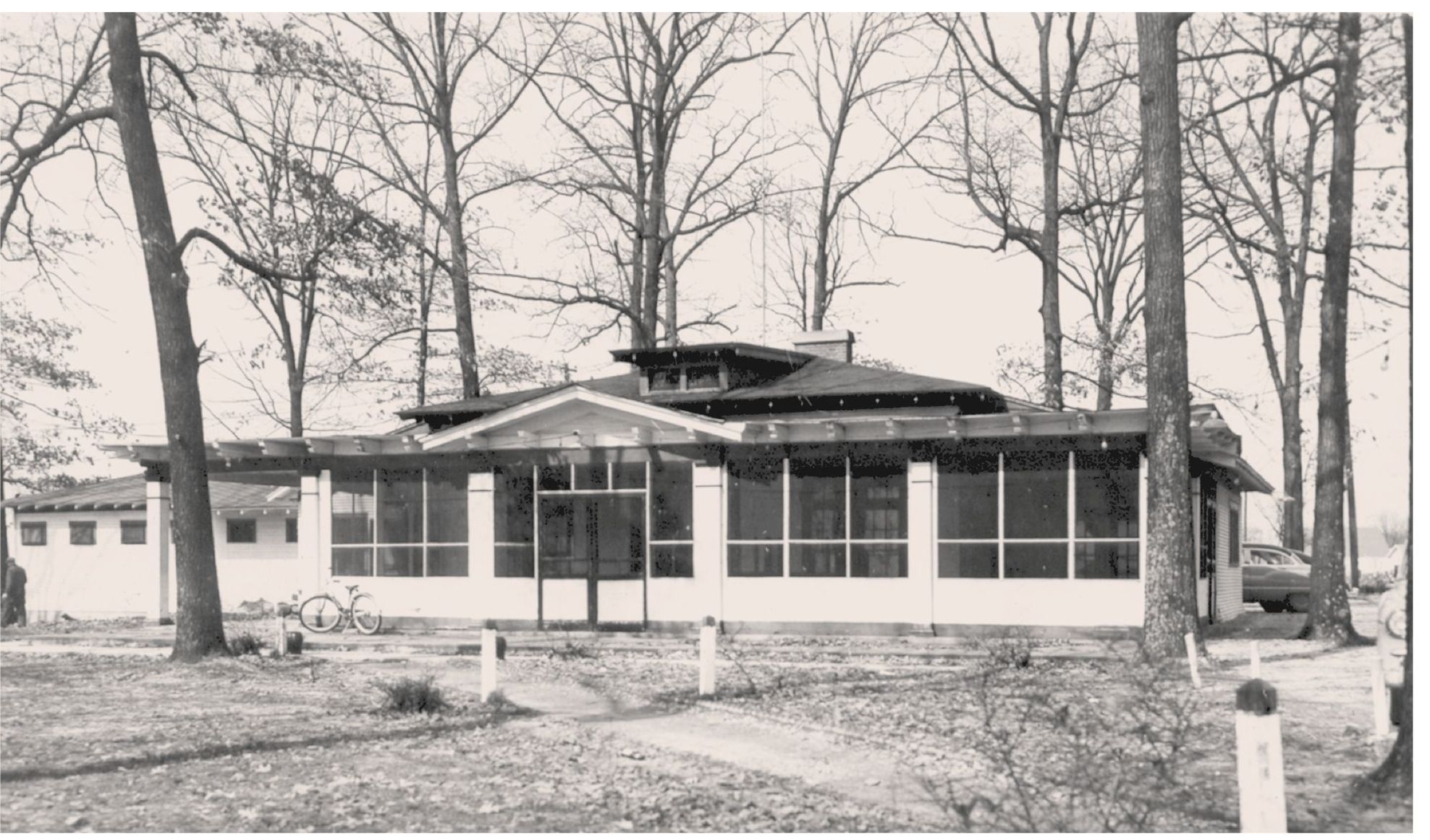 Hopkinsville Golf and Country Club the communitys first was established in - photo 16