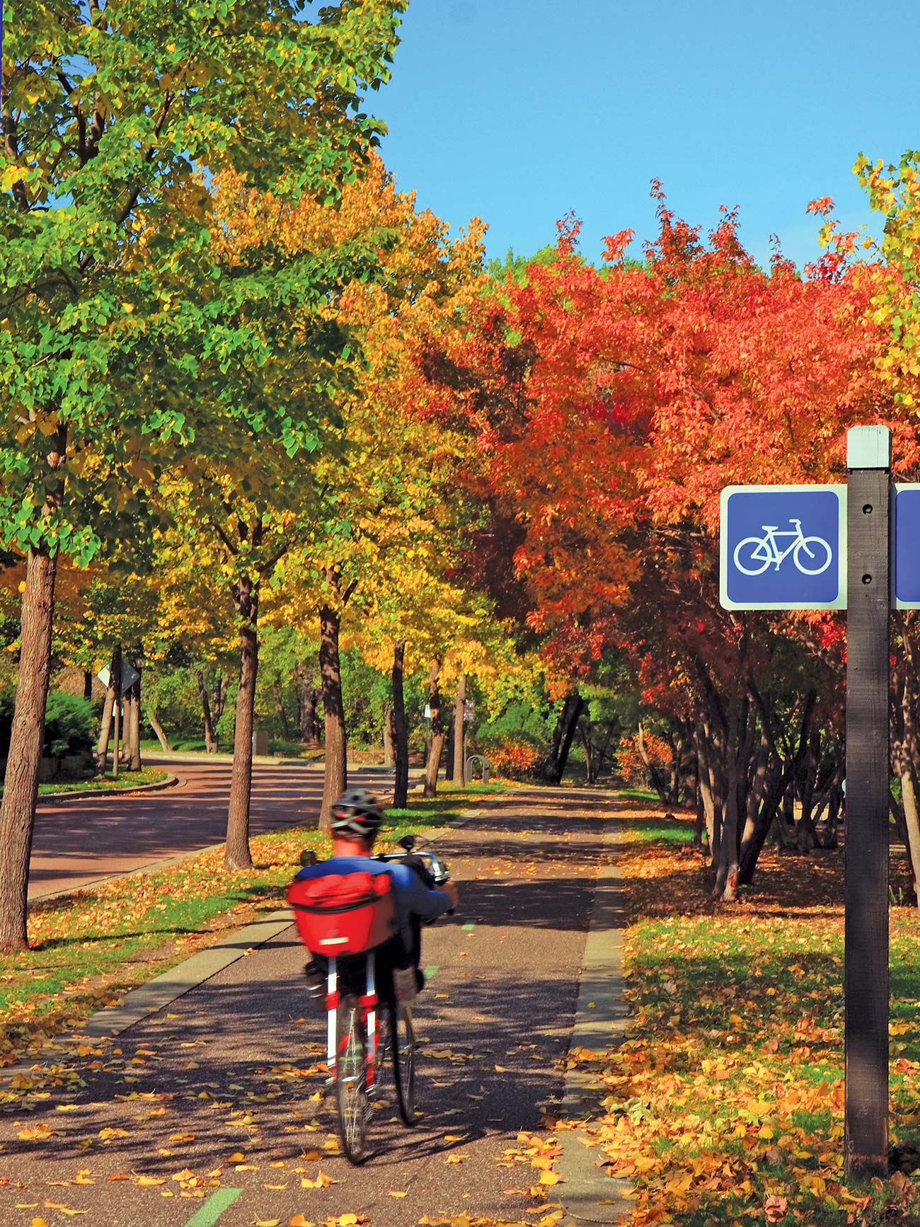 Go With hundreds of miles of bike trails Minneapolis and St Paul offer - photo 15