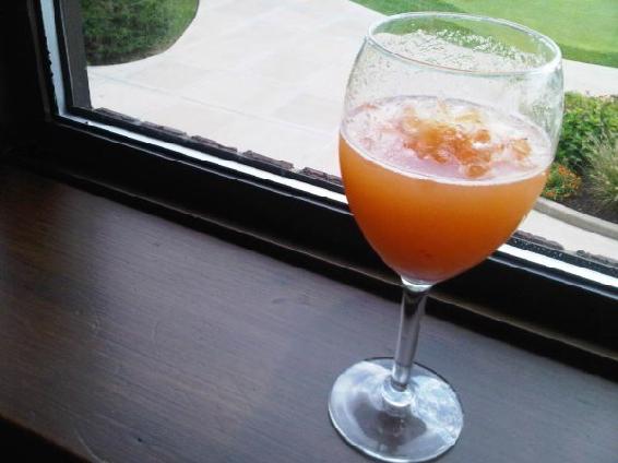 A romantic red twist on the classic Bellini which swaps peach puree for - photo 5