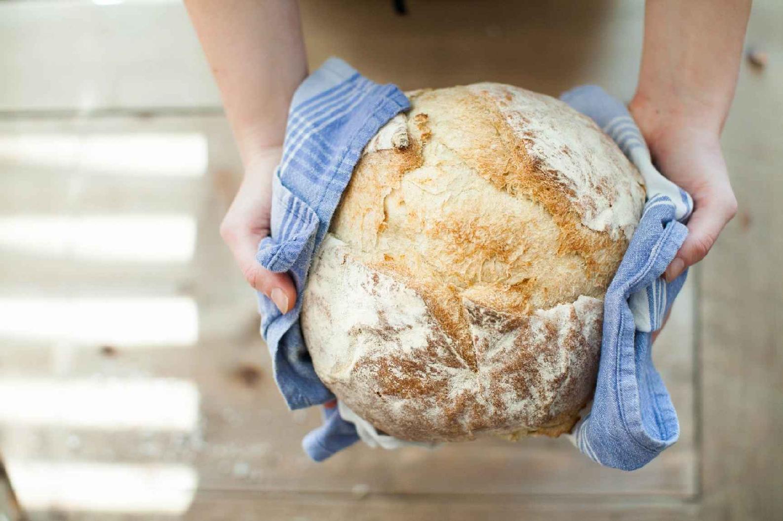 Preface T his book is aimed at promoting the culture of artisanal bread - photo 1