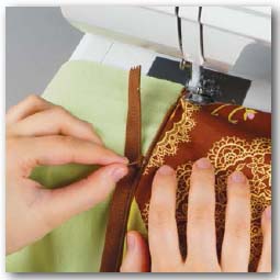 Sewing Stylish Handbags Totes Chic to Unique Bags and Purses that You Can Make - photo 9