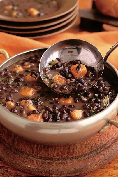 Caribbean Black-Bean Soup V E G E T A R I A N MEALS HEARST BOOKS A - photo 3