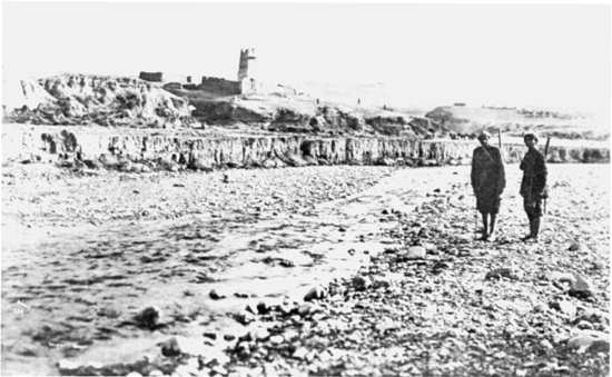 Village Tower near Wana reproduced by permission of the British Library - photo 1