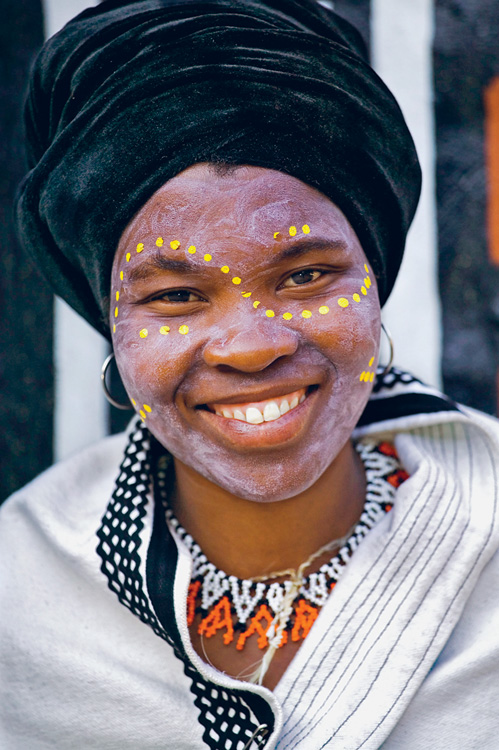 Xhosa woman Lesedi Cultural Village MARTIN HARVEYCORBIS TOP - photo 5