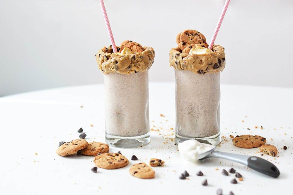 Forgo the cookies and milk for this AMAZING cookie dough milkshake that is - photo 11