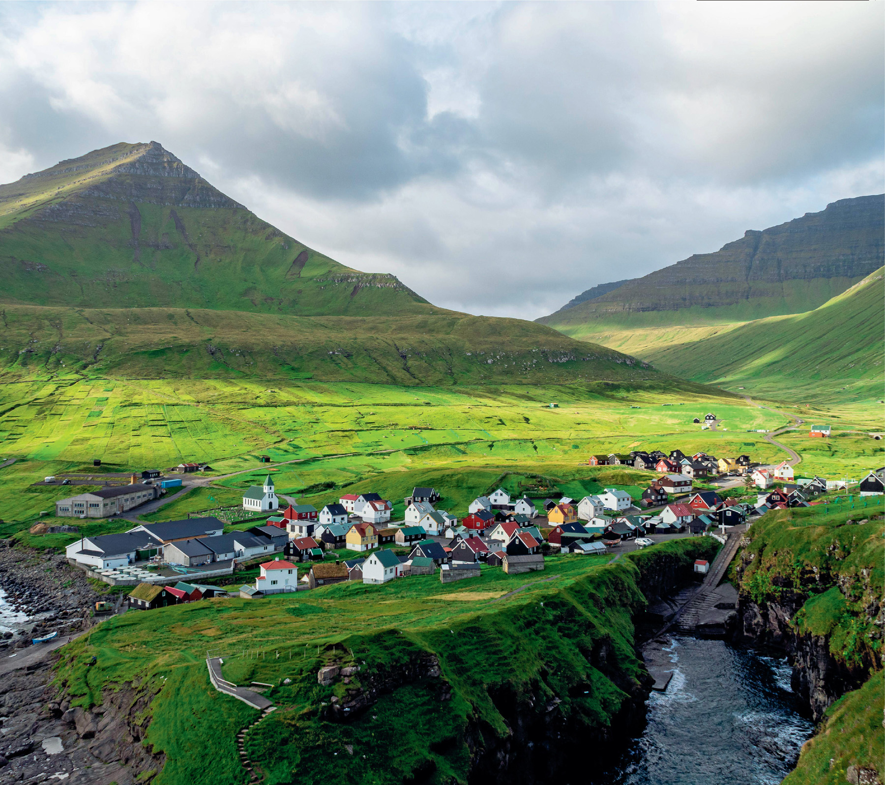 There are many fabulous short walks in the Faroe Islands including one to the - photo 2