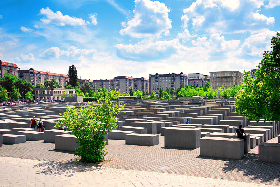 NITOSHUTTERSTOCK DESIGNER PETER EISENMAN Berlins Top Experiences - photo 7