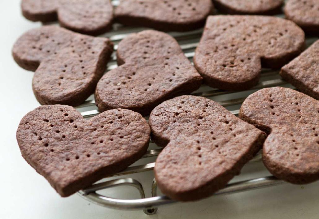 These melt-in-your-mouth shortbread cookies are the perfect companion to your - photo 9