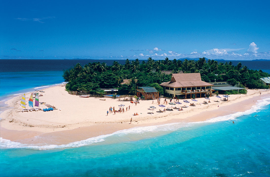 HOLGER LEUE LONELY PLANET IMAGES Underwater Fiji Even seasoned - photo 6