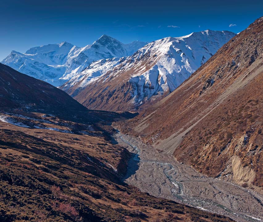 The majestic Annapurna Range viewed from the Annapurna Circuit Trek KEVEN - photo 4