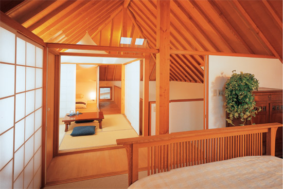 The view from the bedroom through to the two tatami rooms Sliding doors can - photo 5