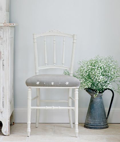 Three small whitework flowers along the edge of the seat of this antique French - photo 3