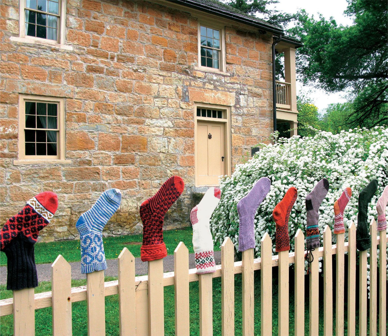 KNITTING SOCKS FROM AROUND THE WORLD Kari Cornell Editor Photography by Sue - photo 1