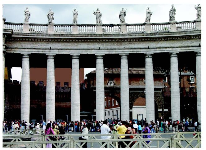 Photos of St Peters Square taken while standing on the disk marked centro del - photo 6