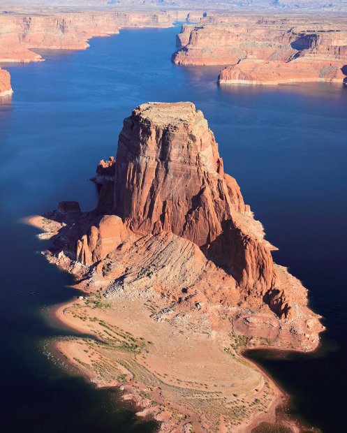 On day two of a six-day backcountry hike in Arizonas Glen Canyon National - photo 6