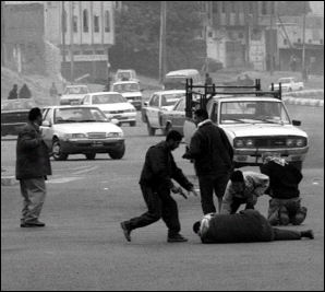 Gunmen execute Iraqi election workers at point-blank range on Haifa Street in - photo 3