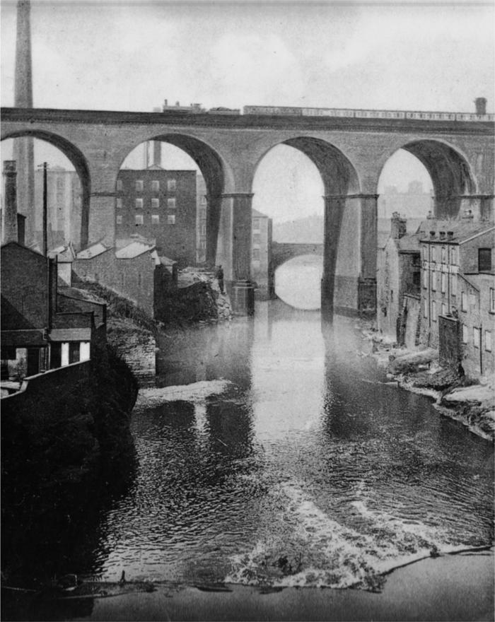 Stockport Viaduct This view gives some idea how the viaduct over the Mersey - photo 1