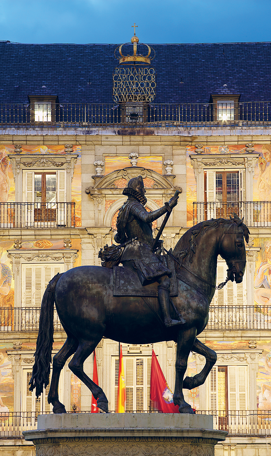 GUY VANDERELST GETTY IMAGES Statue of Philip III Tapas in La Latina - photo 8