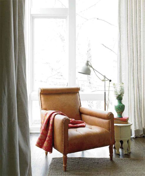 A quiet corner in the bedroom of a Lincoln Park home CONTENTS I GREW UP IN - photo 4