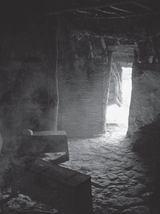 2 UnRoman interior design inside the reconstructed roundhouse at the Cranborne - photo 3