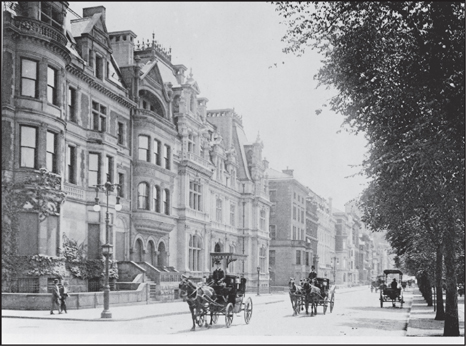 Fifth Avenue an area of wealth and luxury in New York City circa 1900 The - photo 9