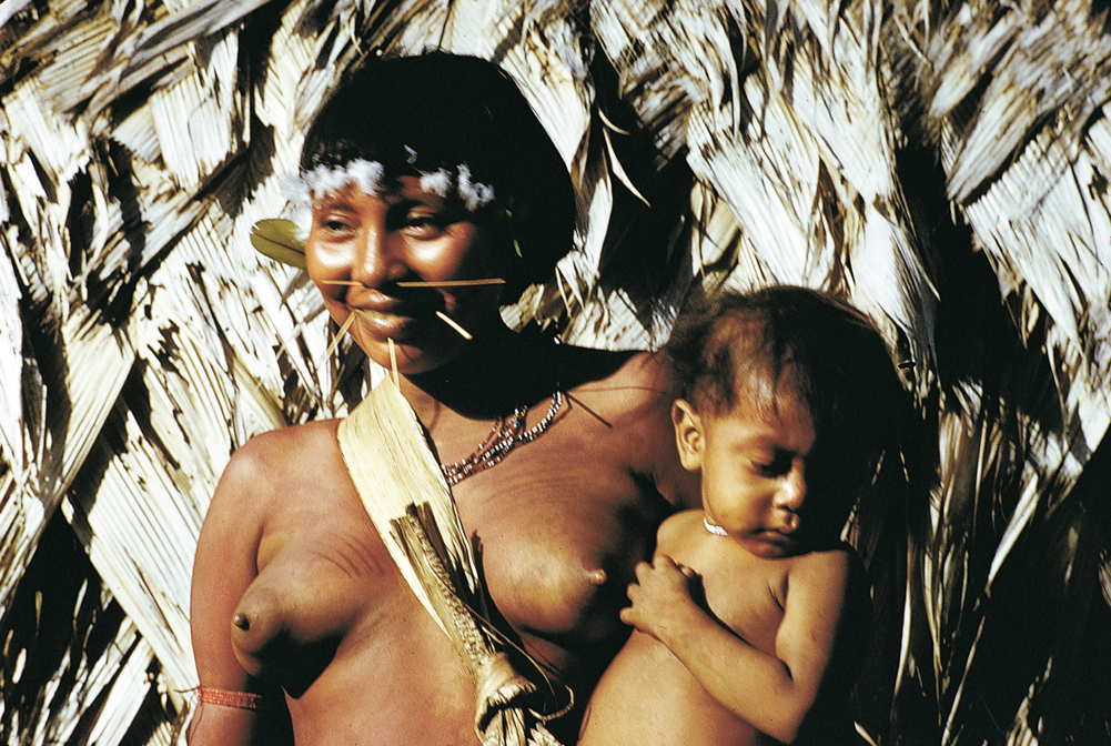 The largest indigenous nation the Yanomami live in forested hills between - photo 10