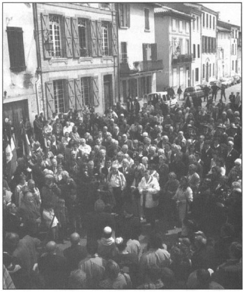 May 2004 A gathering of child survivors and citizens of Moissac in front of the - photo 2