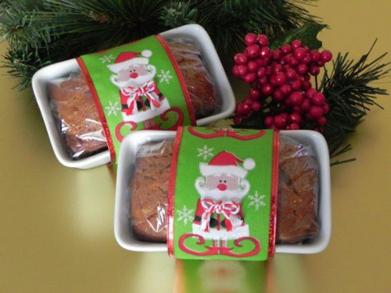 Banana Nut Bread Mini Loaves To achieve this look purchase some inexpensive - photo 4