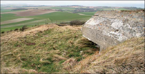 The heights of Mont de Coupole located to the southeast of Wissant provided - photo 4