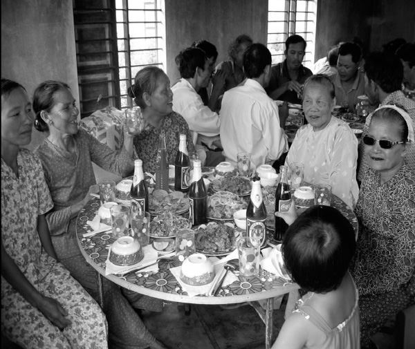 Rice Talks FOOD AND COMMUNITY IN A VIETNAMESE TOWN Nir Avieli Indiana - photo 3