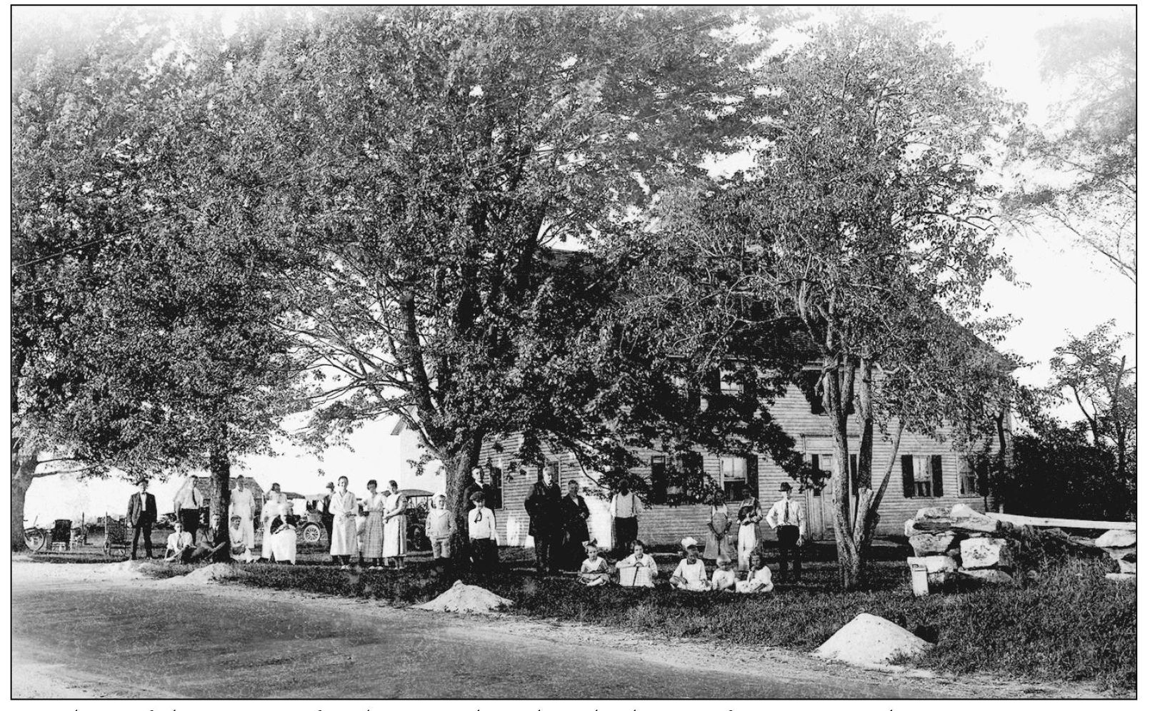 Members of the Putnam family are gathered at the home of Peter H and Augusta - photo 10