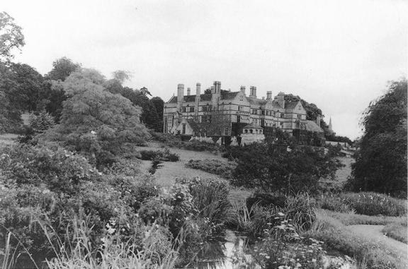 6 Batsford House which David inherited in 1916 7 The library at - photo 10