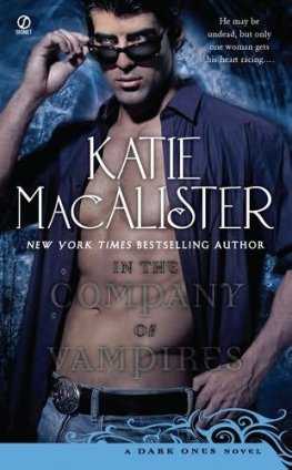 Katie MacAlister - In the Company of Vampires