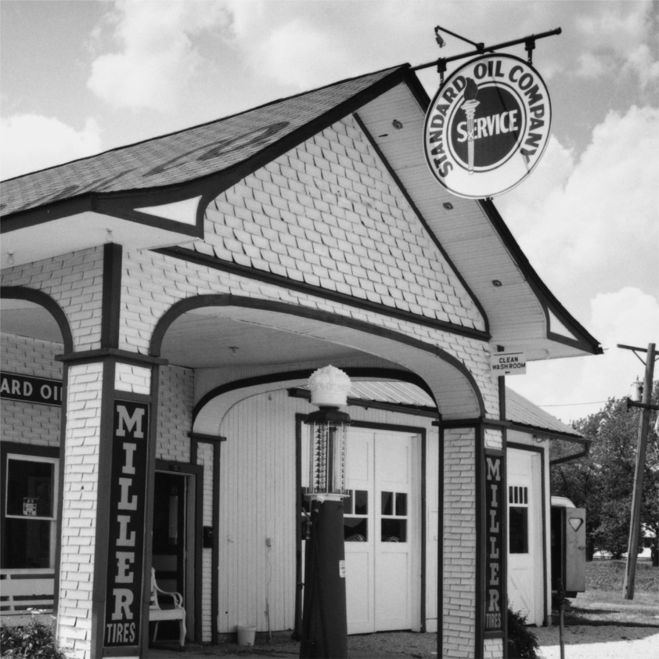 DELL RHEAS CHICKEN BASKET WILLOWBROOK c 1946 Adjacent to the current location - photo 5