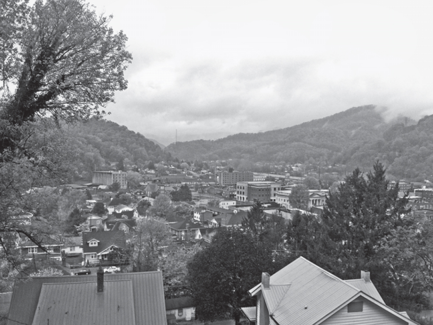 The town of Harlan in eastern Kentucky had been dry until a few years ago - photo 3