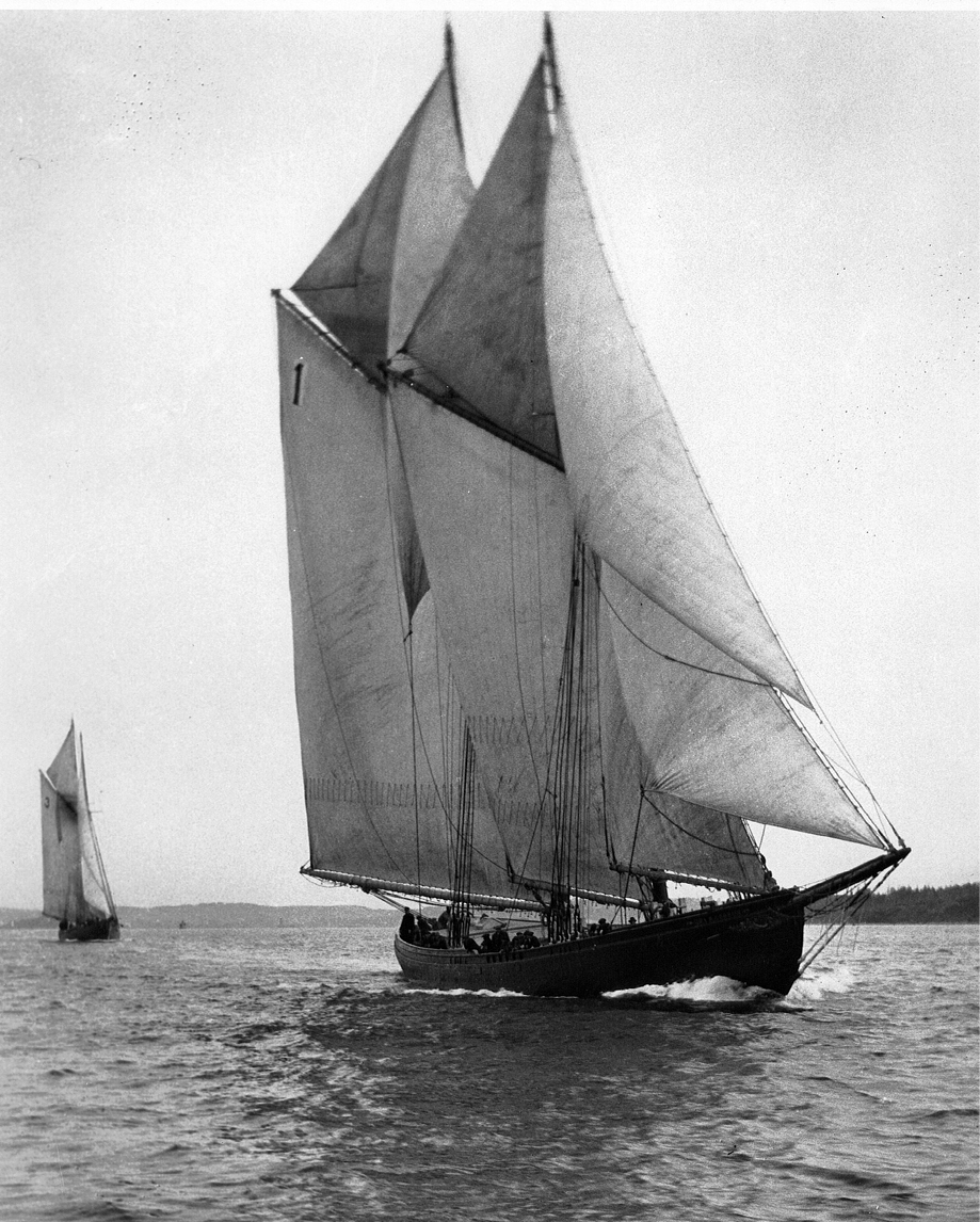 The Uda R Corkum racing in 1921 Maritime Museum of the Atlantic Dark Days - photo 3