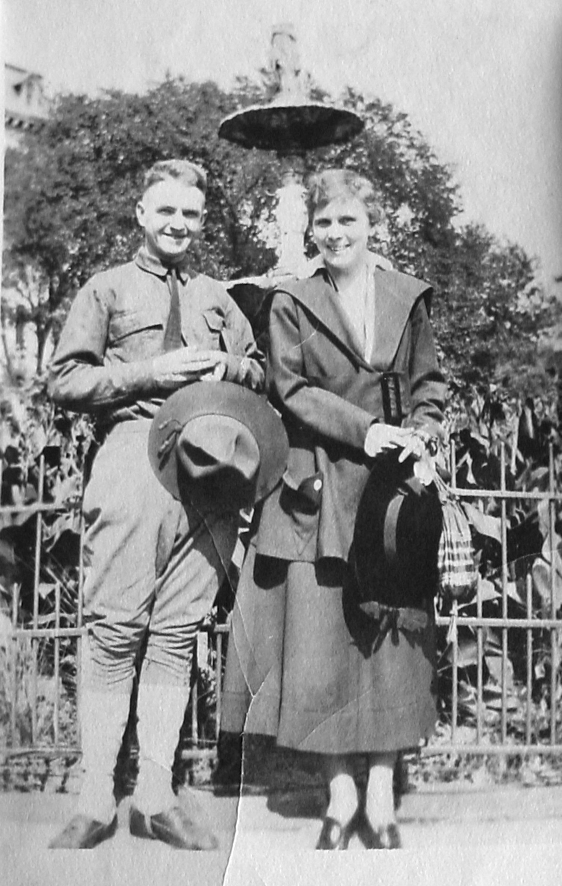 Glenns parents in 1918 Only the Great Depression which hit when Glenn was - photo 6