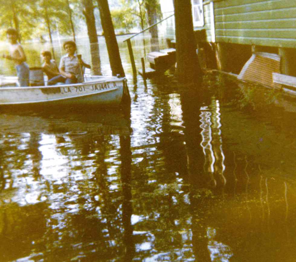 A flood hit West Monroe around 1979 so naturally we took the opportunity to go - photo 5