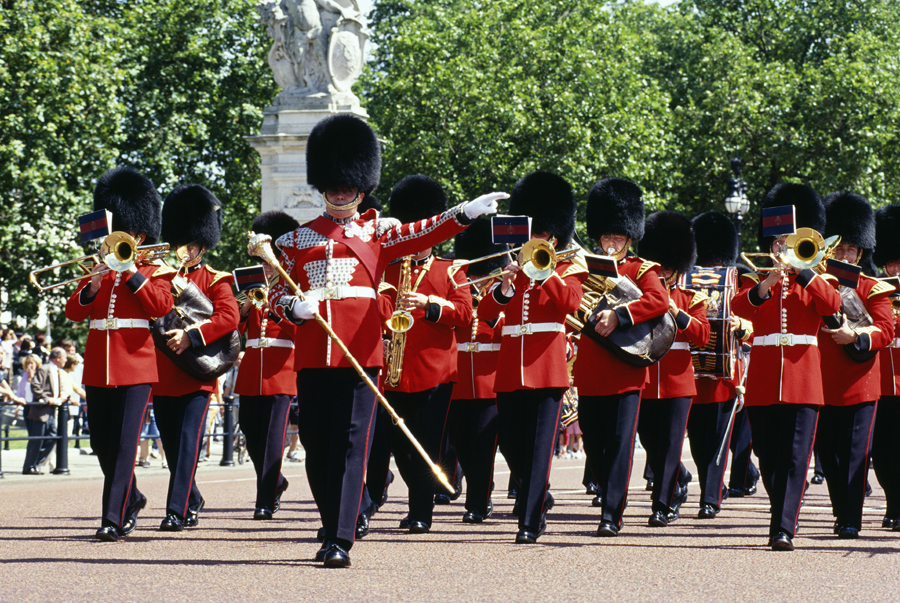 GEOGRAPHY London is the largest city in Europe a ragged oval stretching over - photo 34