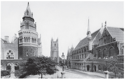 A Guildhall Square in the early 1900s before it was destroyed during the - photo 2