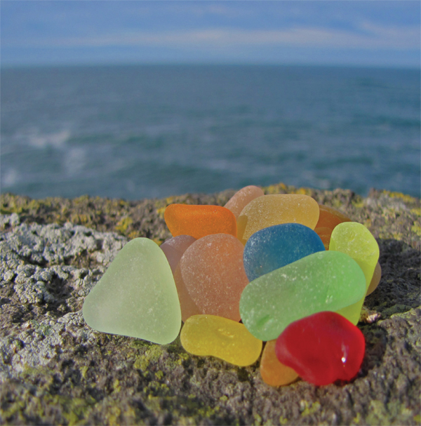 P ART O NE WHAT IS SEA GLASS introduction It was about 500 am on an - photo 4