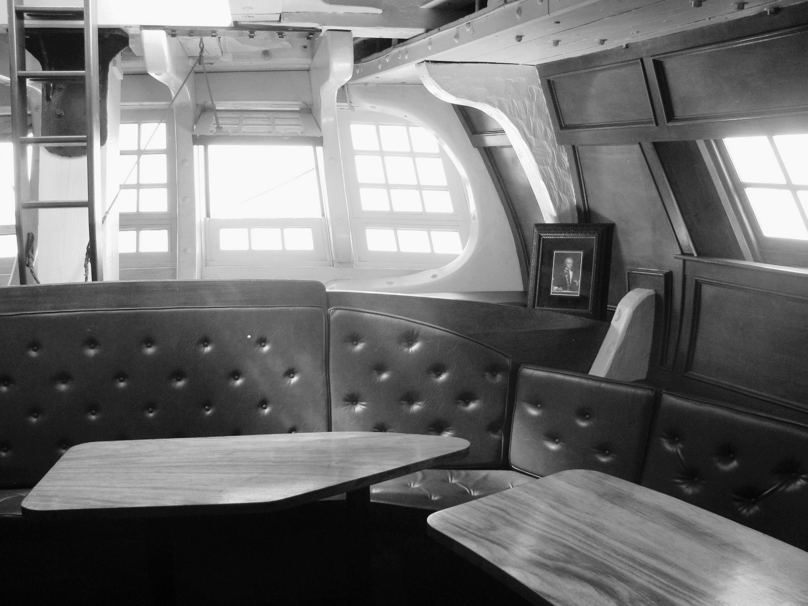 The Great Cabin belowdecks at the stern Captain Robin Walbridge who made - photo 7